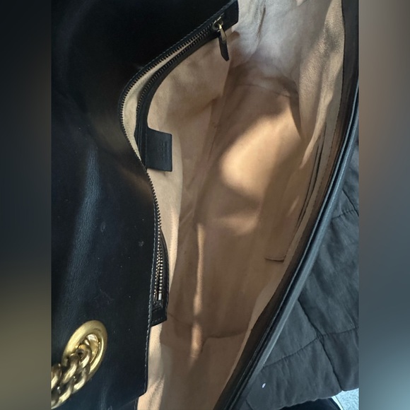 Large Gucci Marmont Bag - Picture 12 of 13